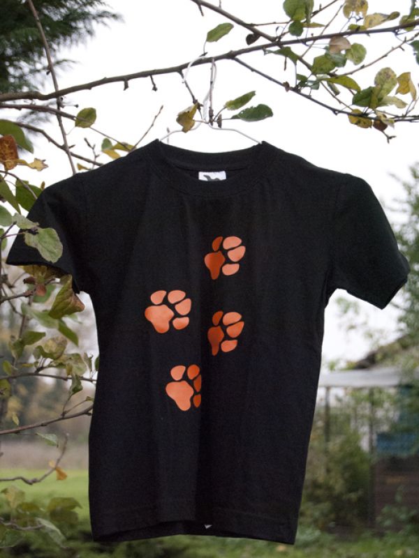 Dětské tričko s tlapkami