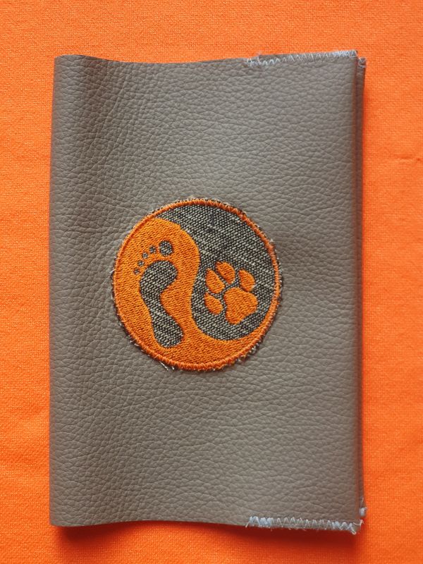Koženkový obal na pas - šedý