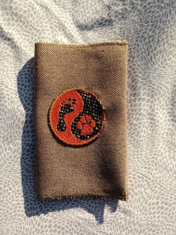 Látkový obal na pas - hnědý