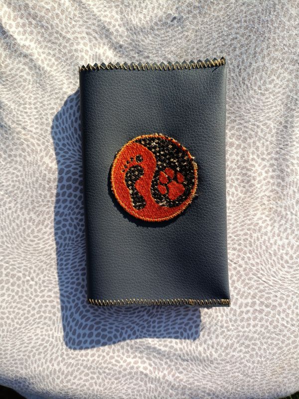 Kožený obal na pas