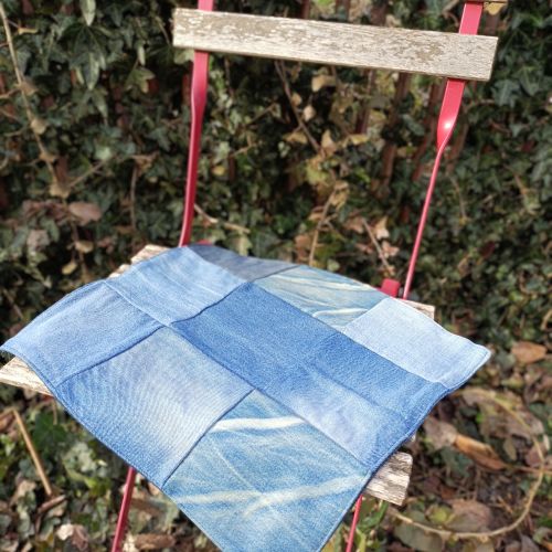 Handmade podsedák z recyklovaného materiálu