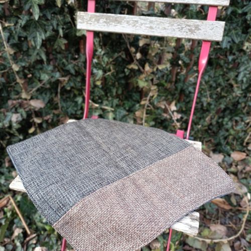 Handmade podsedák z recyklovaného materiálu