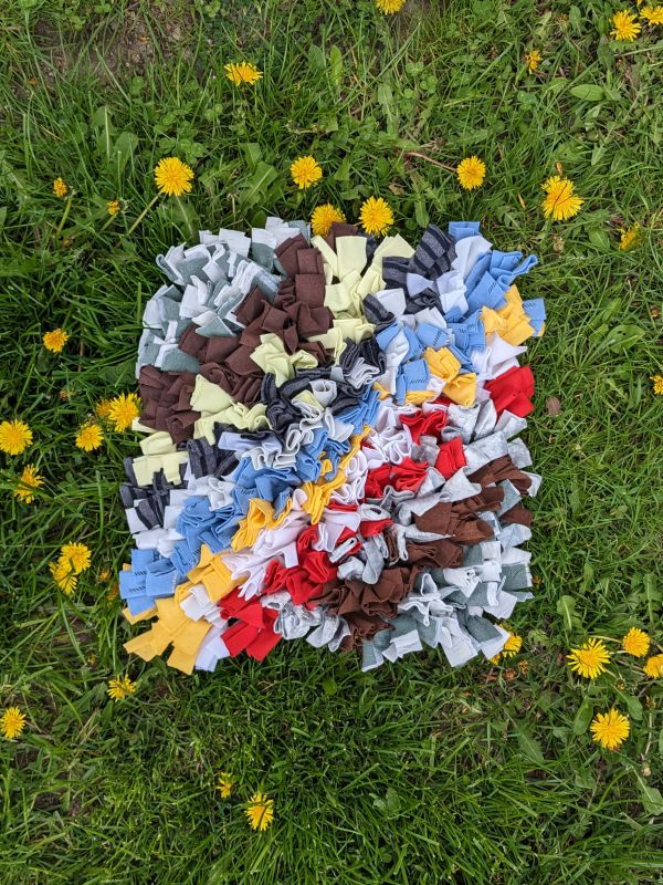 Handmade čmuchací kobereček čtverec