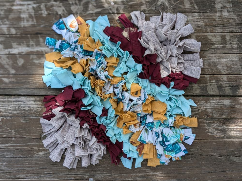 Handmade čmuchací kobereček čtverec