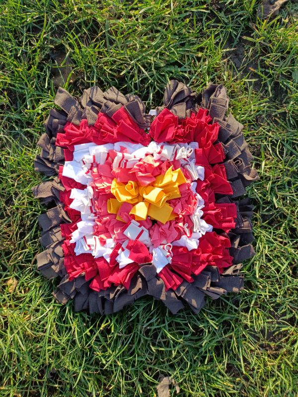 Handmade čmuchací kobereček čtverec