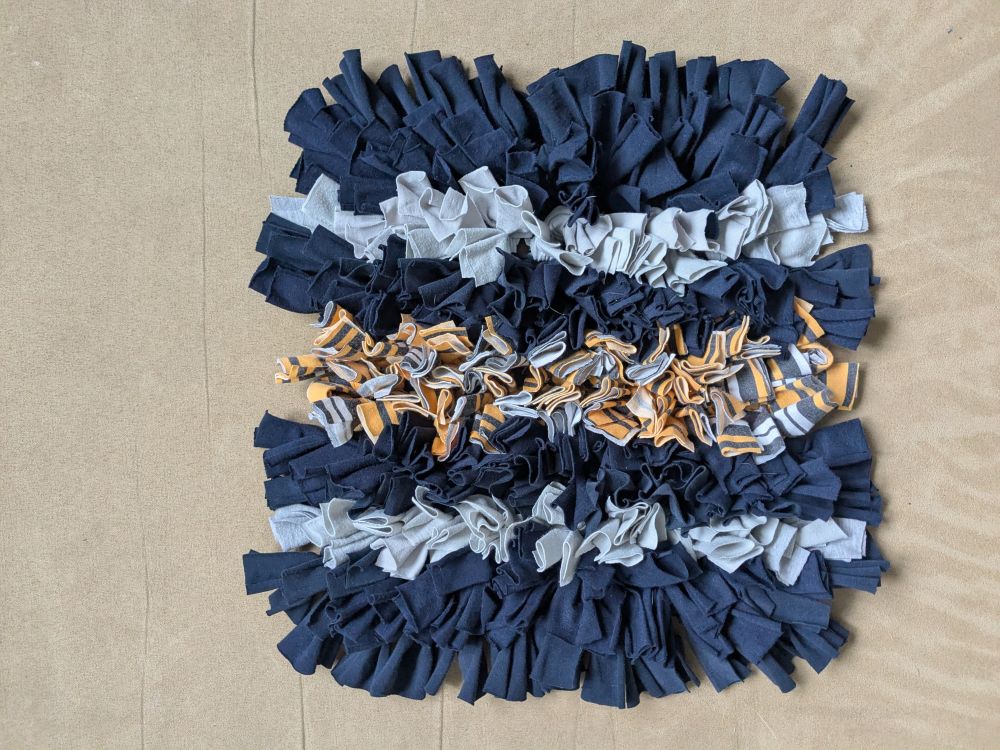 Handmade čmuchací kobereček čtverec