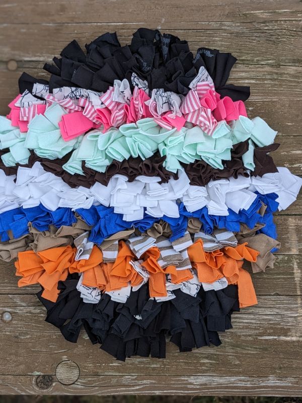 Handmade čmuchací kobereček kulatý