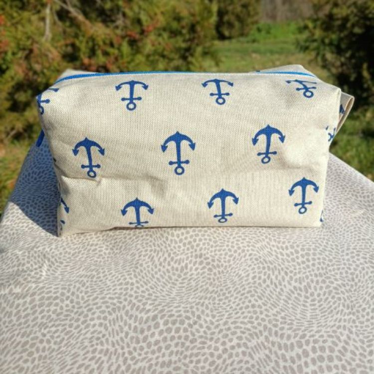 Ručně šitá kosmetická taštička námořnická