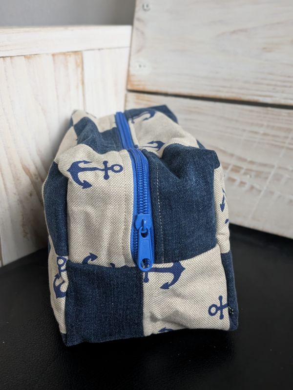 Ručně šitá kosmetická taštička námořnická