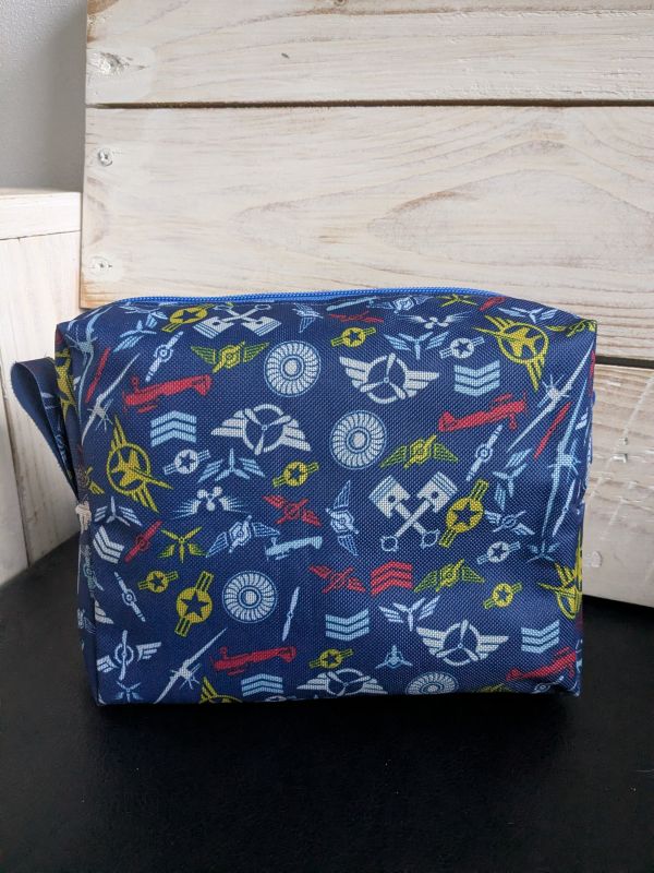 Ručně šitá kosmetická taštička s obrázky