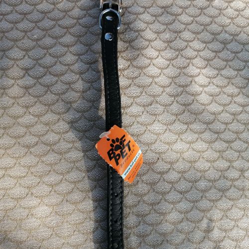 Černý kožený obojek