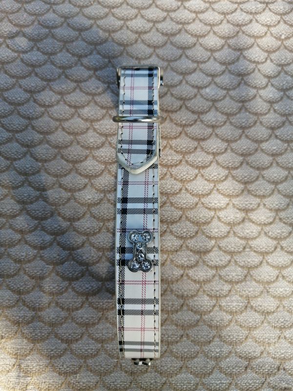 Kožený obojek se zirkony