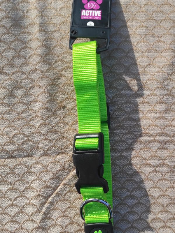 Zelený nylonový obojek