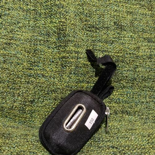 Luxusní zásobník na sáčky na exkrementy