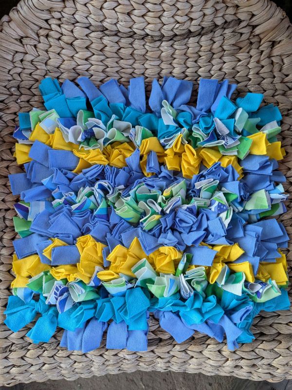 Handmade čmuchací kobereček čtverec