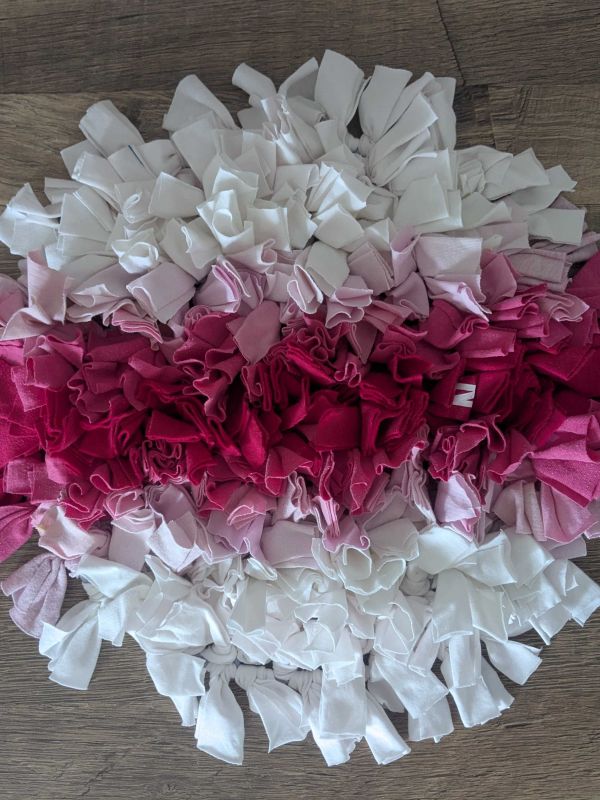 Handmade čmuchací kobereček kulatý